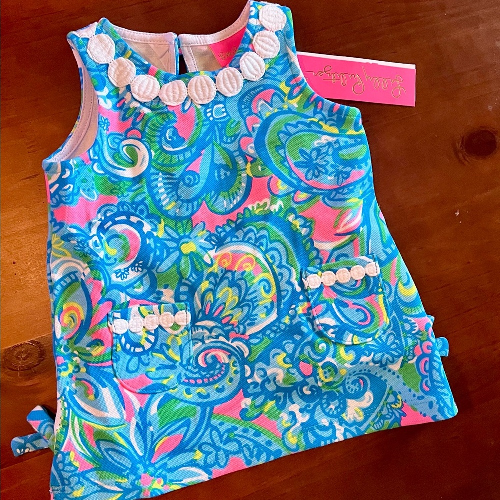 Lilly Pulitzer Colorful Sleeveless Dress with Pocket Details